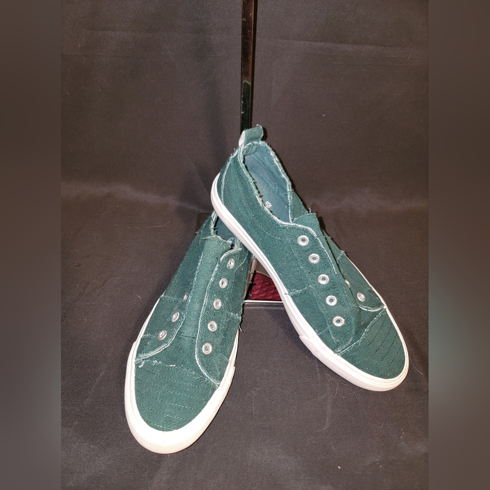 Women's Corkys Babalu Fashion Sneakers In Pine